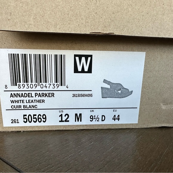 BNIB Clarks Wedges - Picture 4 of 4